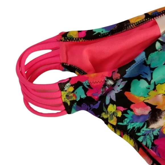 Xhilaration Vibrant Floral Strappy Side Tab Hipster Bikini Bottom Size XSmall. - Picture 2 of 5